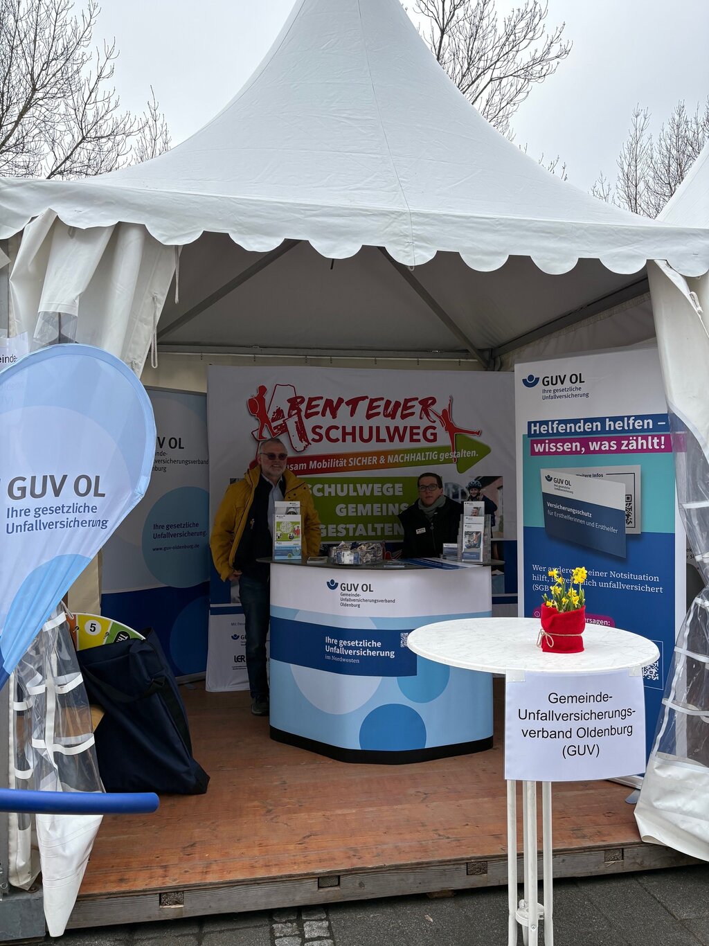 Michael Hobbie und Lilian Mäsker am Stand des GUV OL 