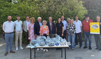 Auftaktveranstaltung mit Initiatorinnen und Initiatoren und Unterstützerinnen und Unterstützern von Schlaue Köpfe tragen Helm 2026 in Cloppenburg 
