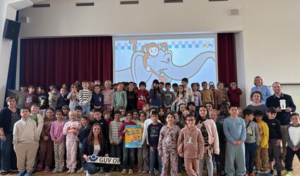 Schülerinnen und Schüler der Grundschule Kreyenbrück mit